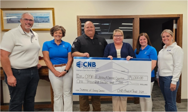 CNB presents check to Prairieland United Way